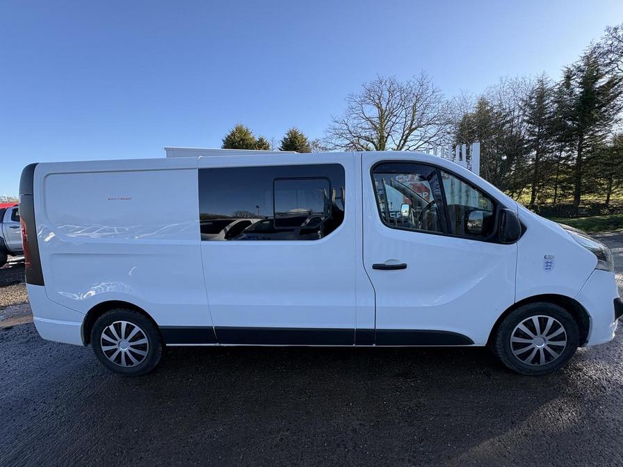 Used Vauxhall Vivaro 2018 for sale - 78051649: Photo 2