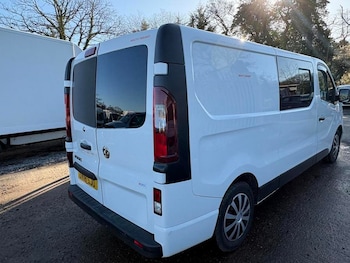 Used Vauxhall Vivaro 2018 for sale - 78051649: Photo