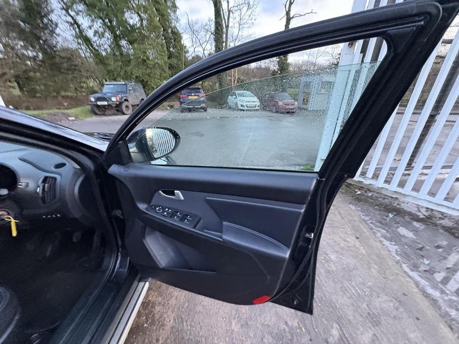 Used Kia Sportage 2011 for sale - 77158307: Photo 22