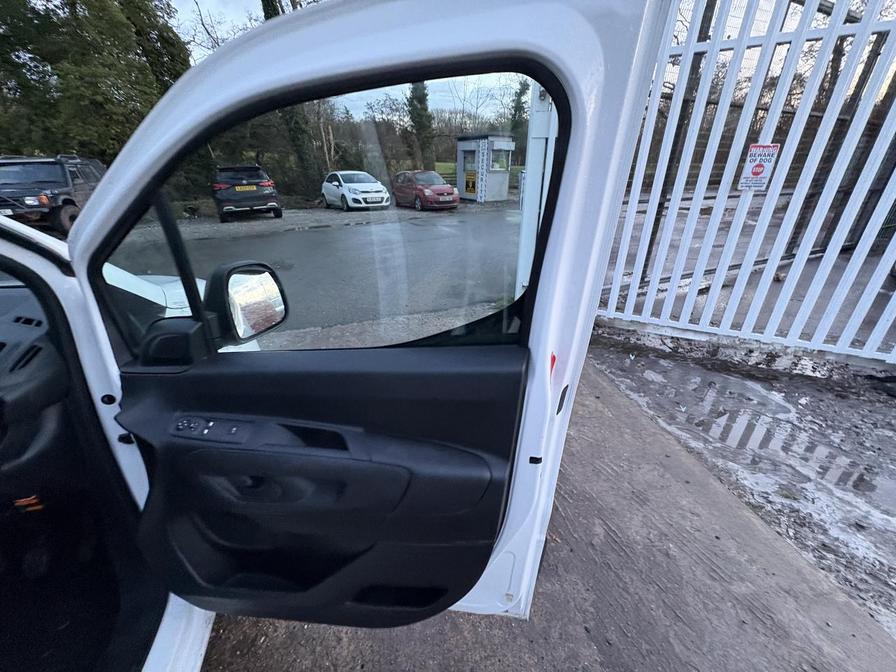 Used Vauxhall Combo 2020 for sale - 77147206: Photo 16