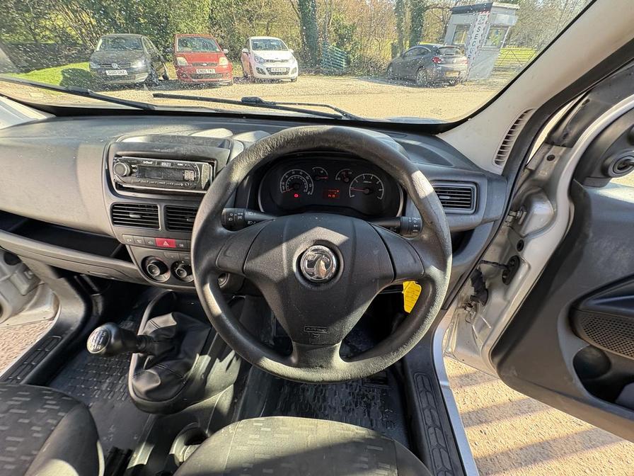 Used Vauxhall Combo 2015 for sale - 77960360: Photo 16
