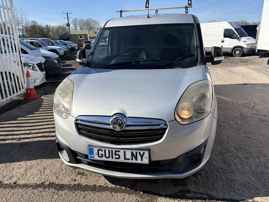 Used Vauxhall Combo 2015 for sale - 77960360: Photo 4