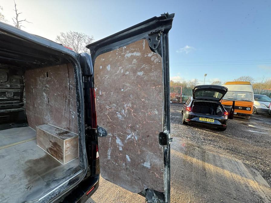 Used Vauxhall Vivaro 2017 for sale - 76915678: Photo 10