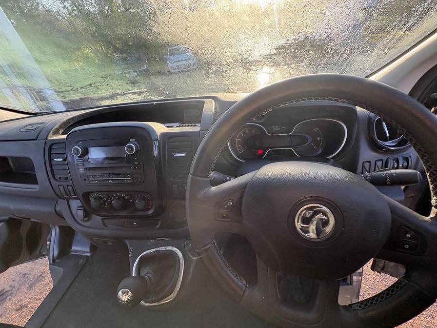 Used Vauxhall Vivaro 2017 for sale - 76915678: Photo 16