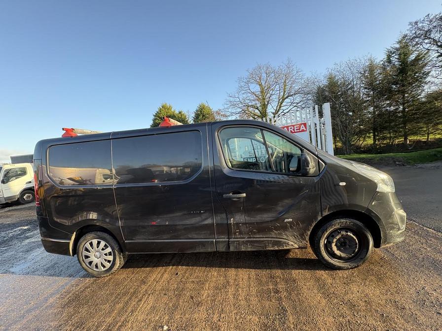 Used Vauxhall Vivaro 2017 for sale - 76915678: Photo 5