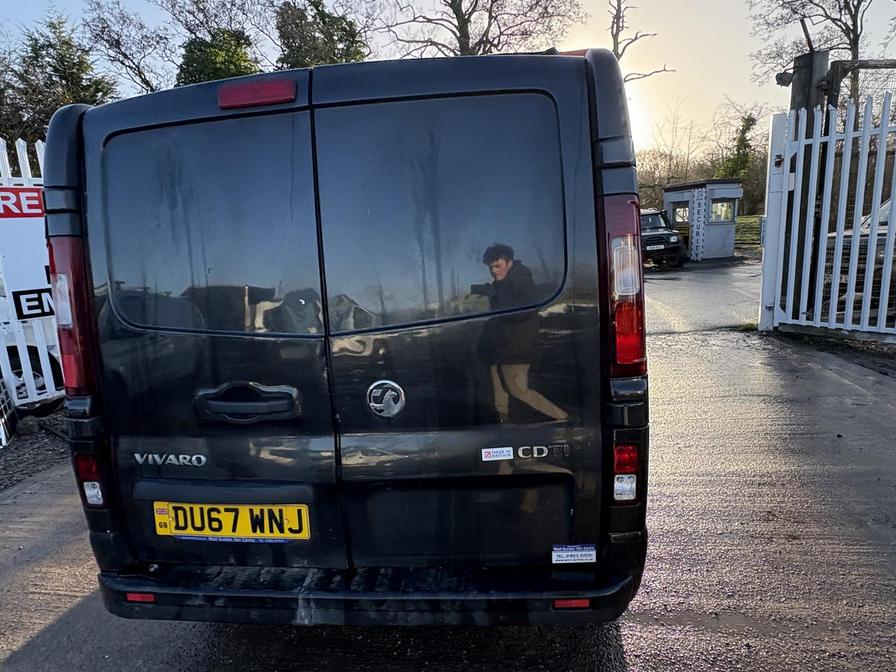 Used Vauxhall Vivaro 2017 for sale - 76915678: Photo 6