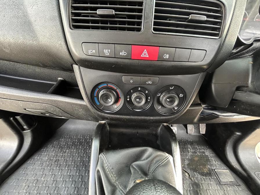 Used Vauxhall Combo 2016 for sale - 78118231: Photo 12