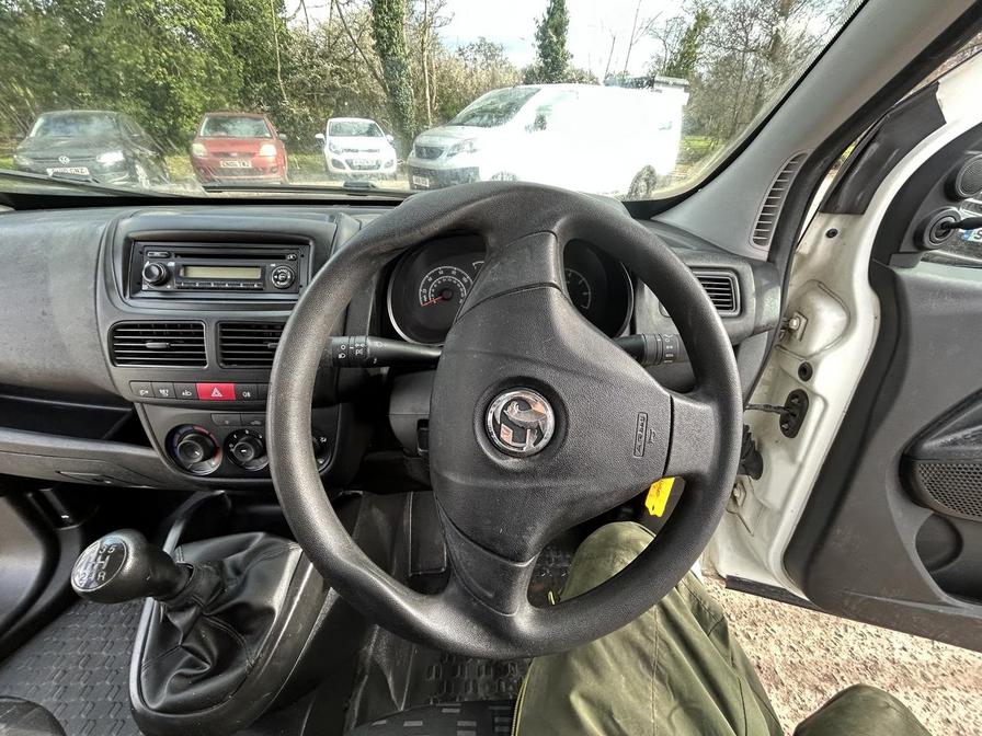 Used Vauxhall Combo 2016 for sale - 78118231: Photo 16