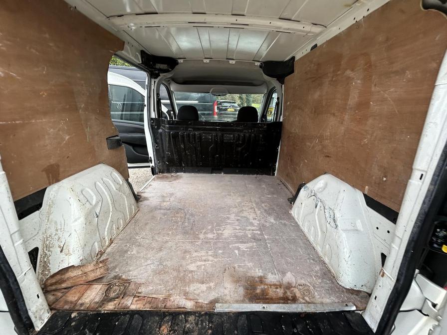 Used Vauxhall Combo 2016 for sale - 78118231: Photo 19