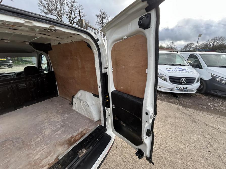 Used Vauxhall Combo 2016 for sale - 78118231: Photo 23