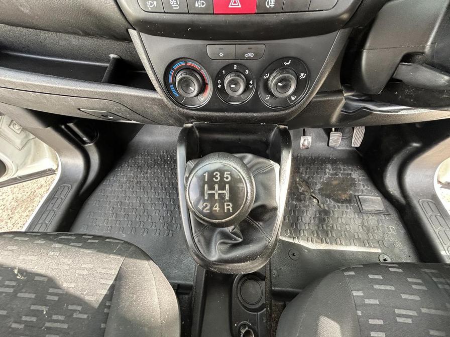 Used Vauxhall Combo 2016 for sale - 78118231: Photo 9