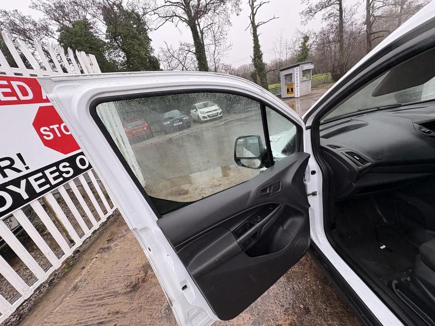 Used Ford Transit Connect 2017 for sale - 76937901: Photo 11