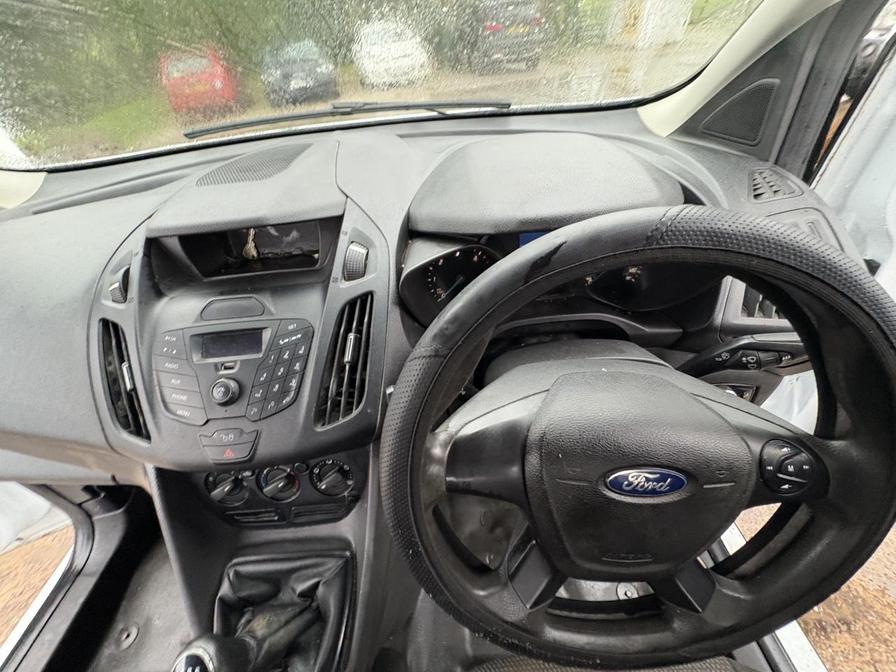 Used Ford Transit Connect 2017 for sale - 76937901: Photo 18