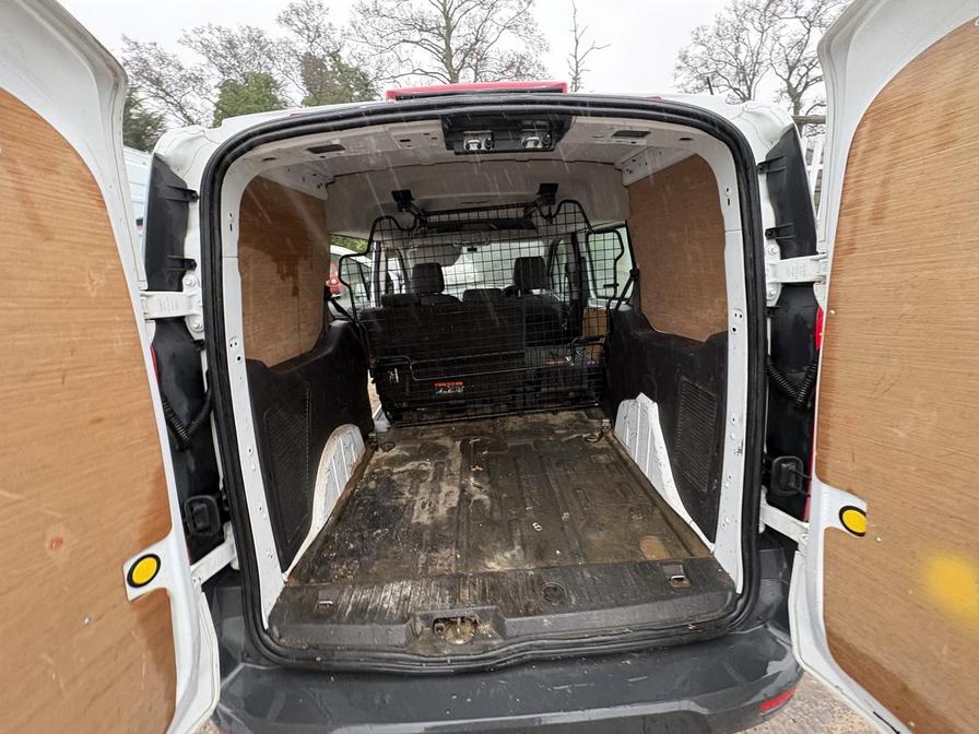 Used Ford Transit Connect 2017 for sale - 76937901: Photo 19