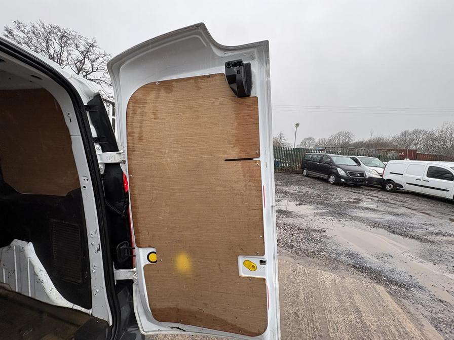 Used Ford Transit Connect 2017 for sale - 76937901: Photo 20