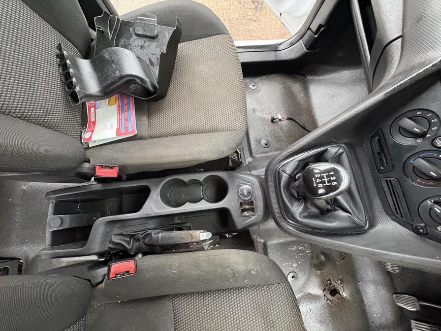 Used Ford Transit Connect 2017 for sale - 76937901: Photo 21