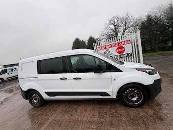 Used Ford Transit Connect 2017 for sale - 76937901: Photo