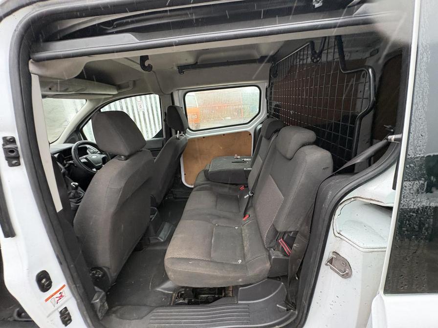 Used Ford Transit Connect 2017 for sale - 76937901: Photo 8