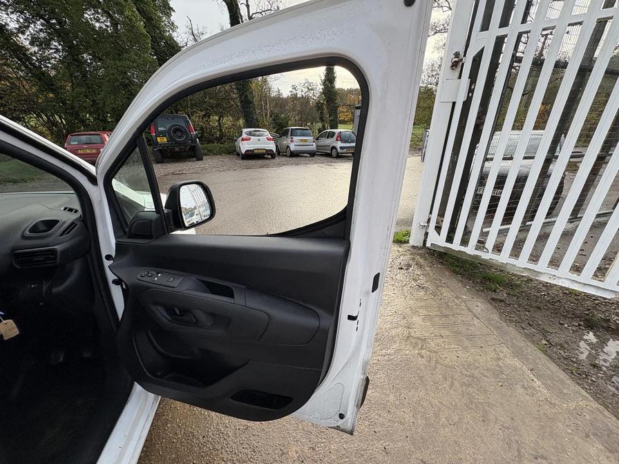 Used Citroen Berlingo 2019 for sale - 76515200: Photo 17