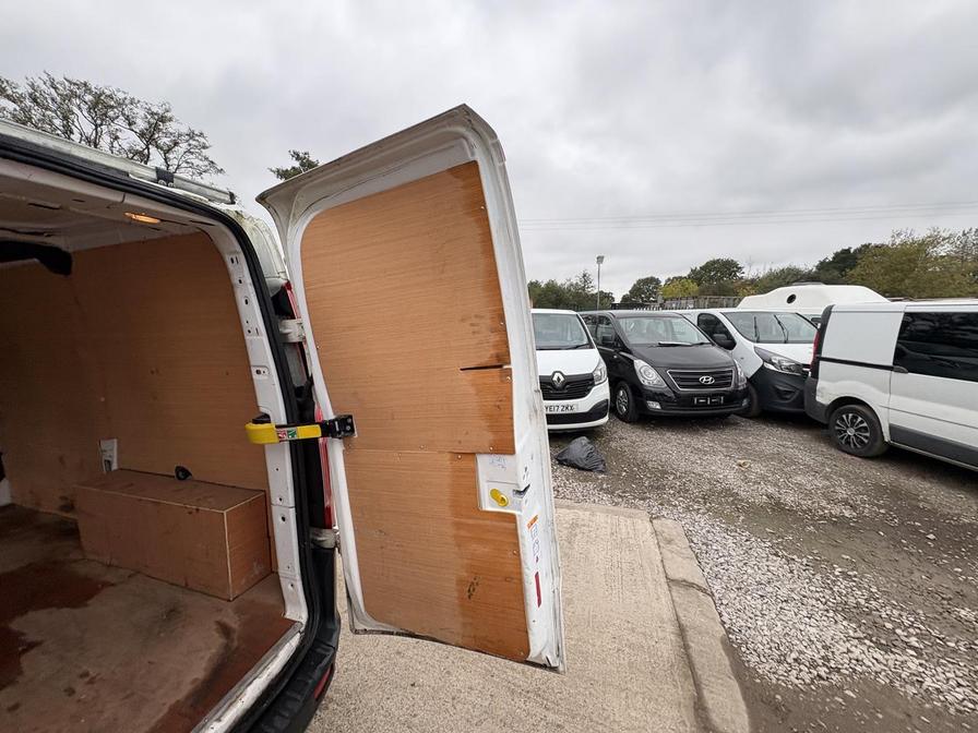 Used Ford Transit Custom 2016 for sale - 76745794: Photo 8