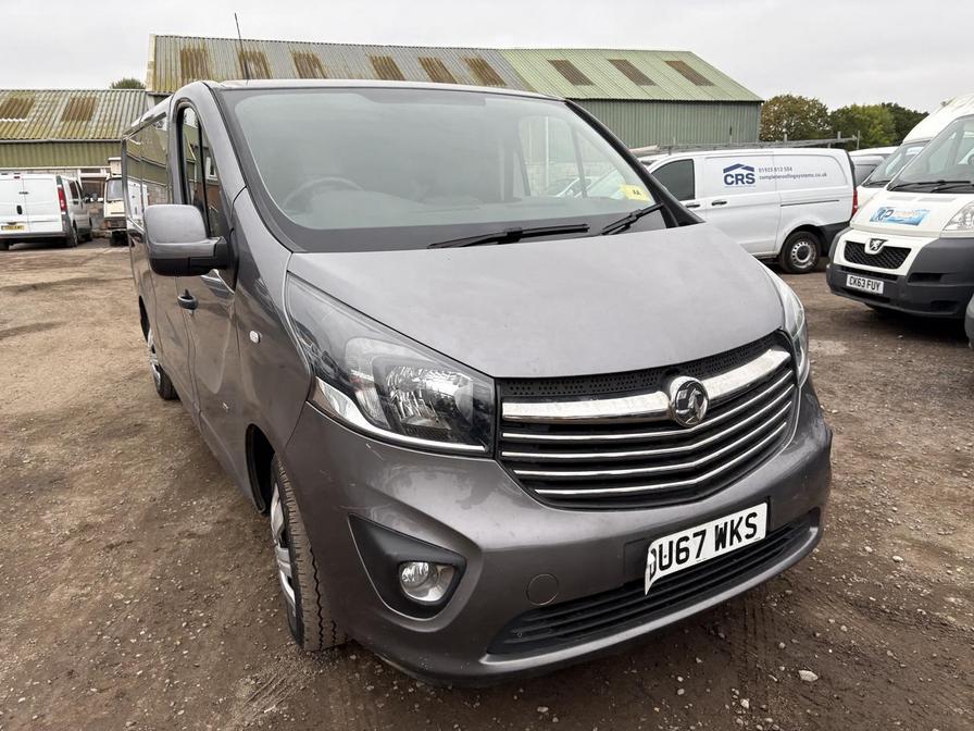 Used Vauxhall Vivaro 2017 for sale - 76285831: Photo 1