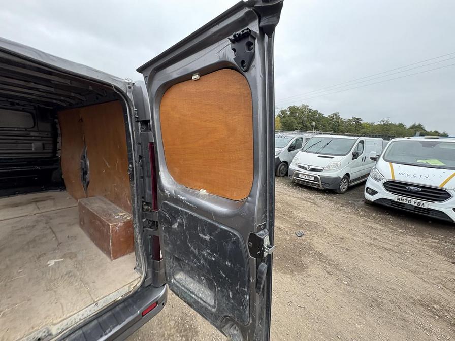 Used Vauxhall Vivaro 2017 for sale - 76285831: Photo 10