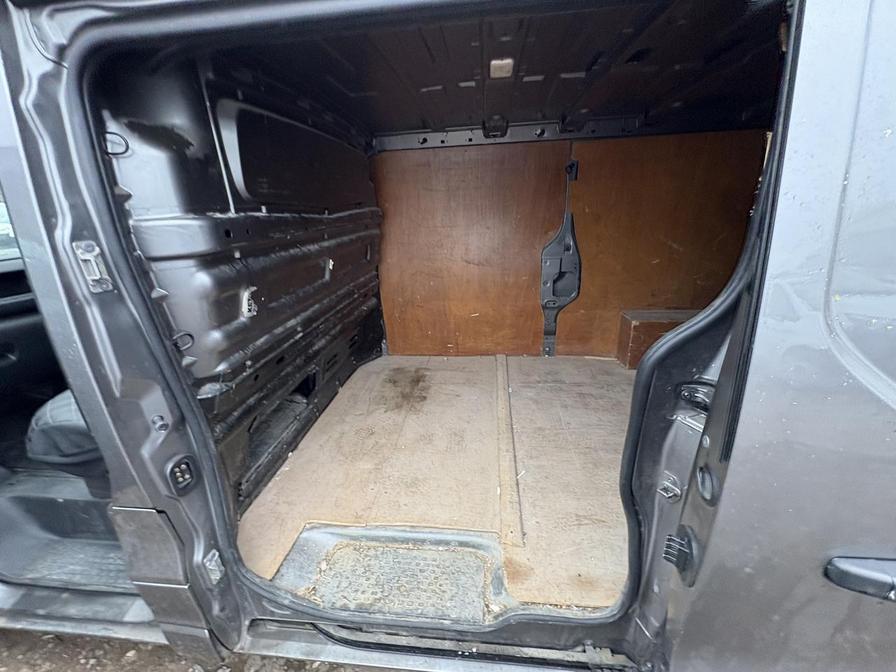 Used Vauxhall Vivaro 2017 for sale - 76285831: Photo 16