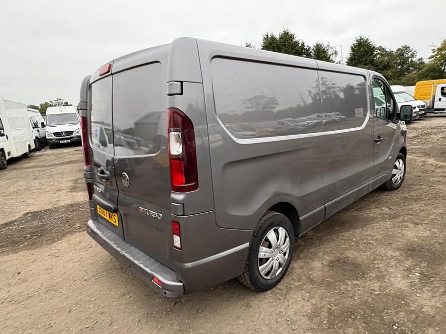 Used Vauxhall Vivaro 2017 for sale - 76285831: Photo 4