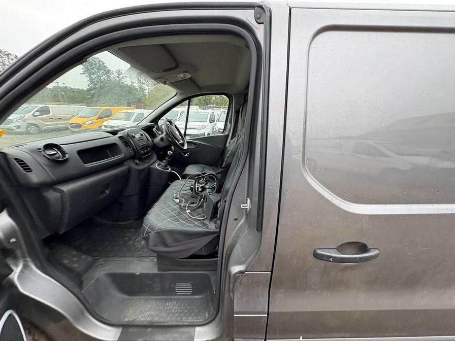 Used Vauxhall Vivaro 2017 for sale - 76285831: Photo 8