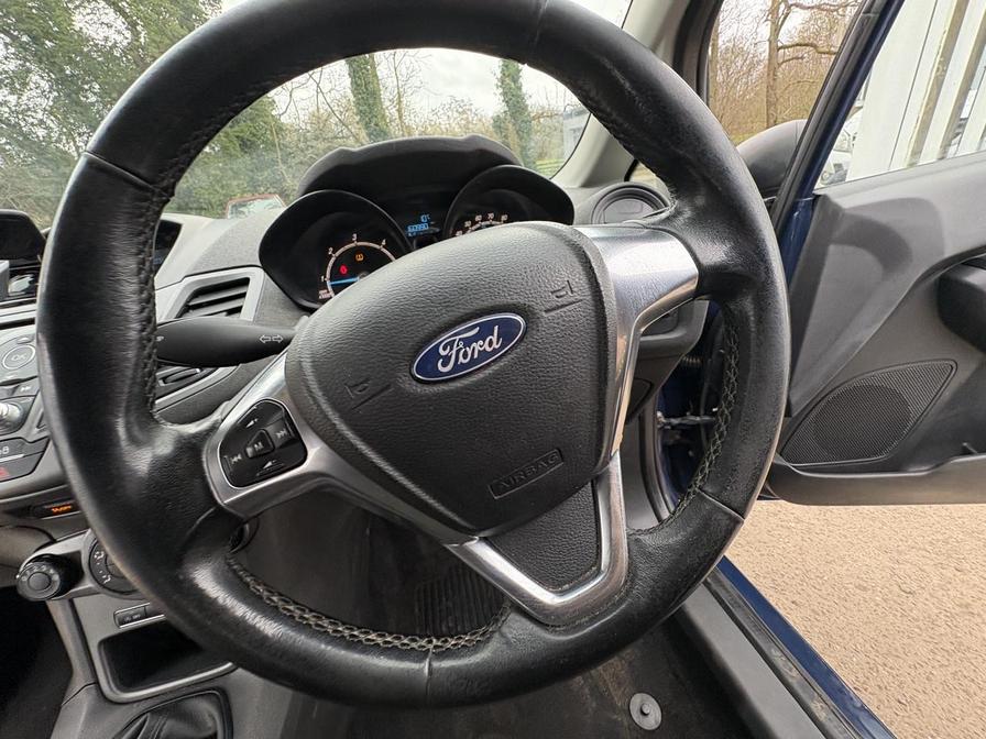 Used Ford Fiesta 2015 for sale - 78137239: Photo 12