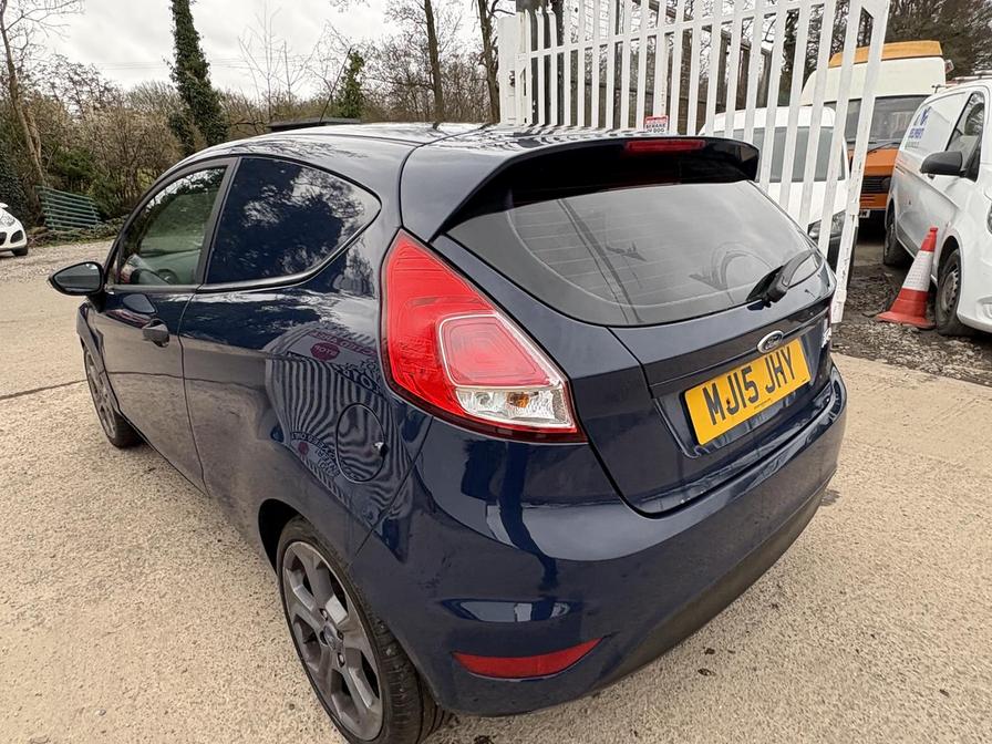 Used Ford Fiesta 2015 for sale - 78137239: Photo 9