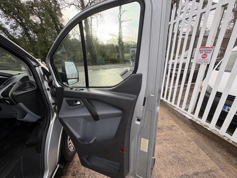 Used Ford Transit Custom 2015 for sale - 77428596: Photo 19