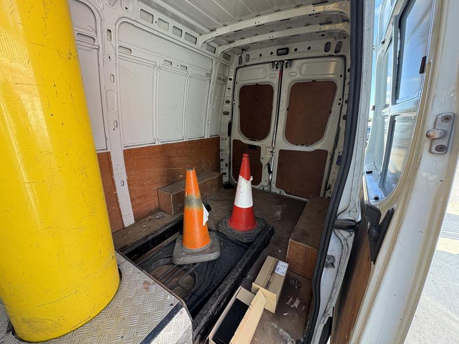 Used Iveco Daily 2015 for sale - 76065865: Photo 11