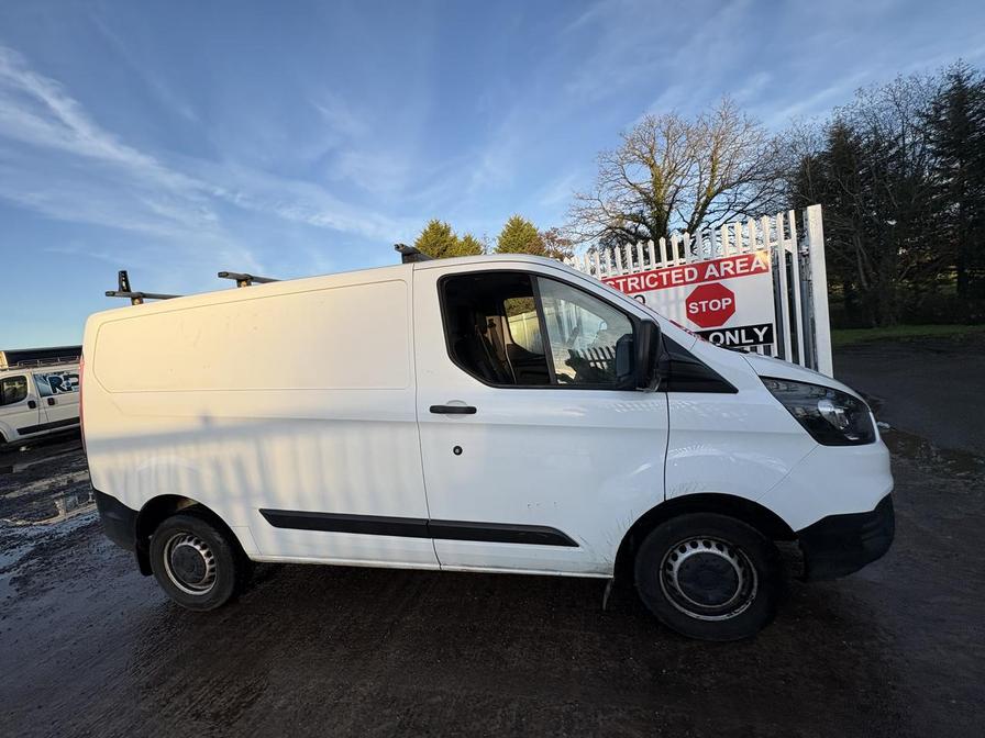 Used Ford Transit Custom 2018 for sale - 76937900: Photo 2