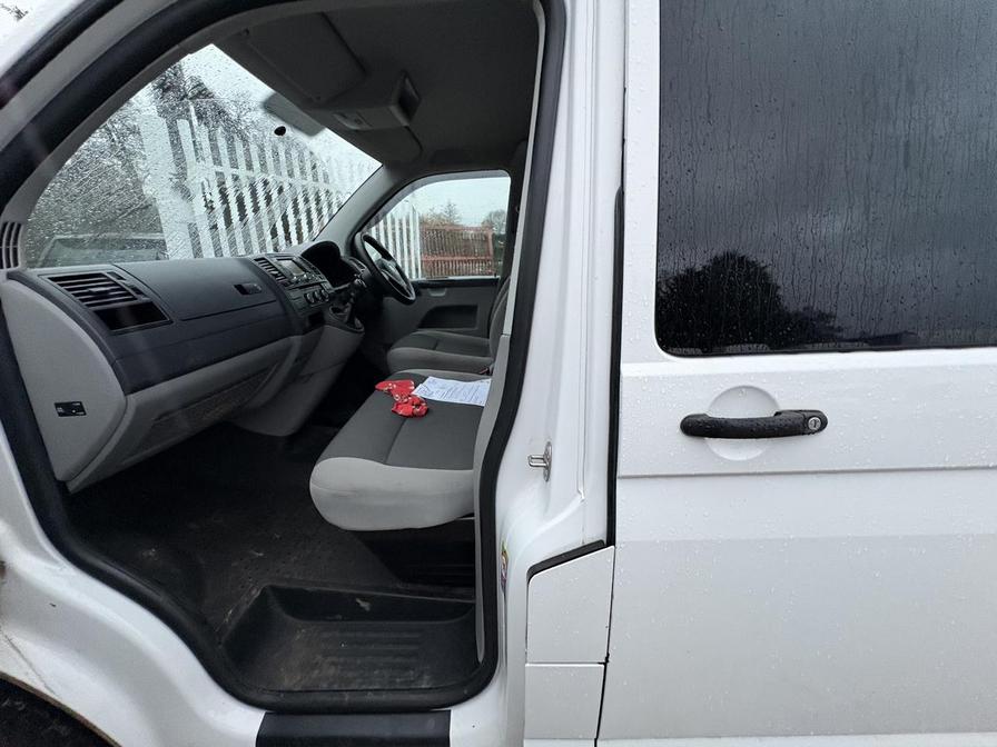 Used Volkswagen Transporter 2015 for sale - 76827028: Photo 16