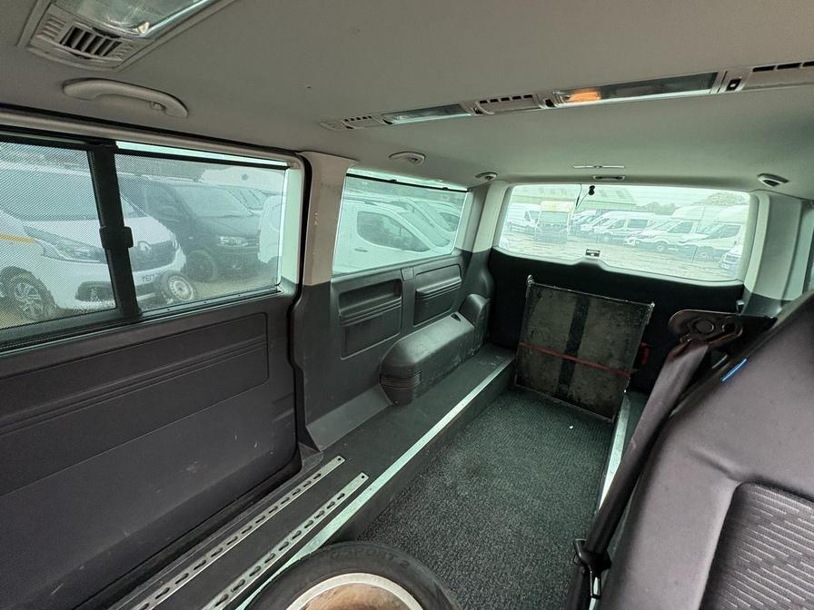 Used Volkswagen Caravelle 2012 for sale - 76410924: Photo 15