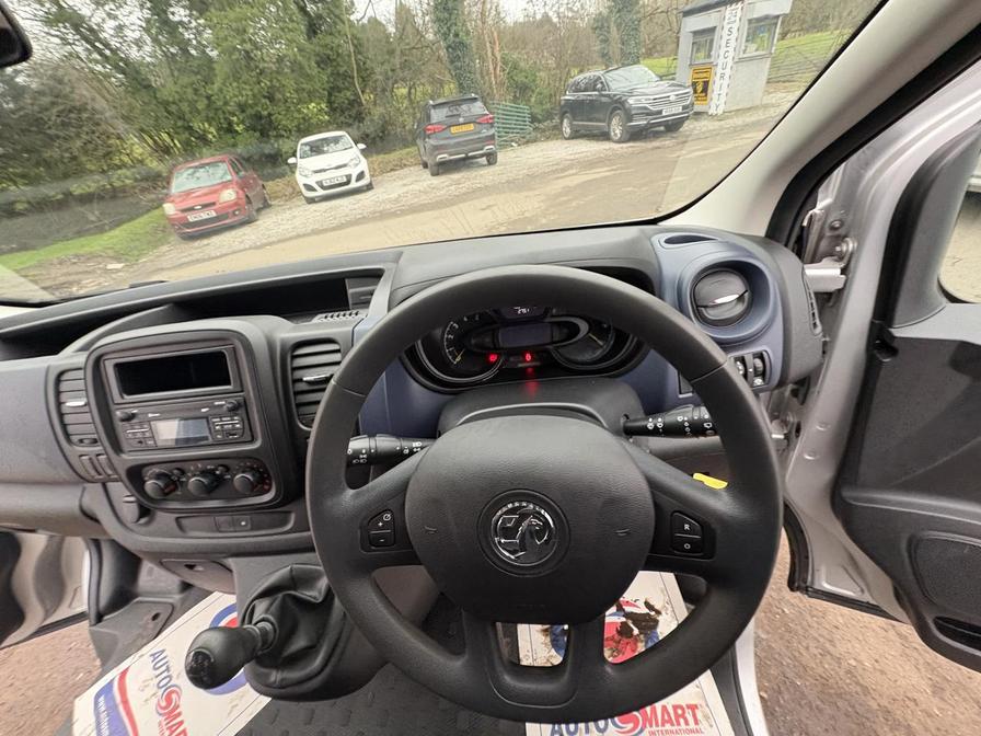 Used Vauxhall Vivaro 2016 for sale - 77615003: Photo 18