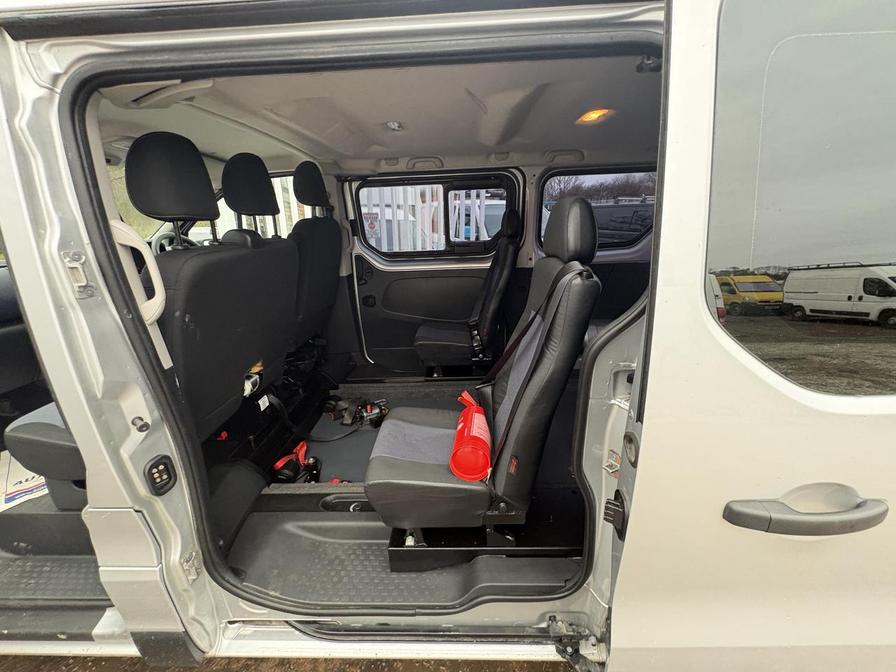 Used Vauxhall Vivaro 2016 for sale - 77615003: Photo 4