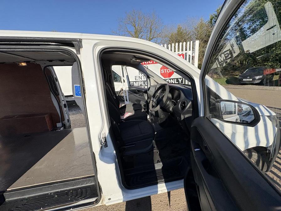 Used Mercedes-Benz Vito 2016 for sale - 77960363: Photo 14