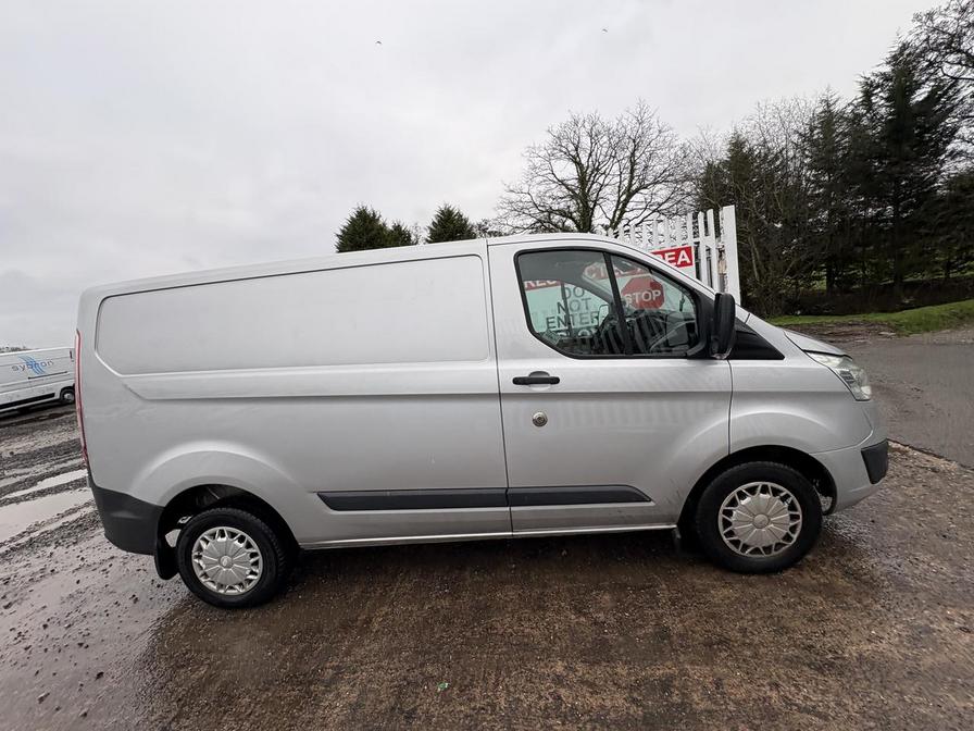 Used Ford Transit Custom 2015 for sale - 77428593: Photo 2