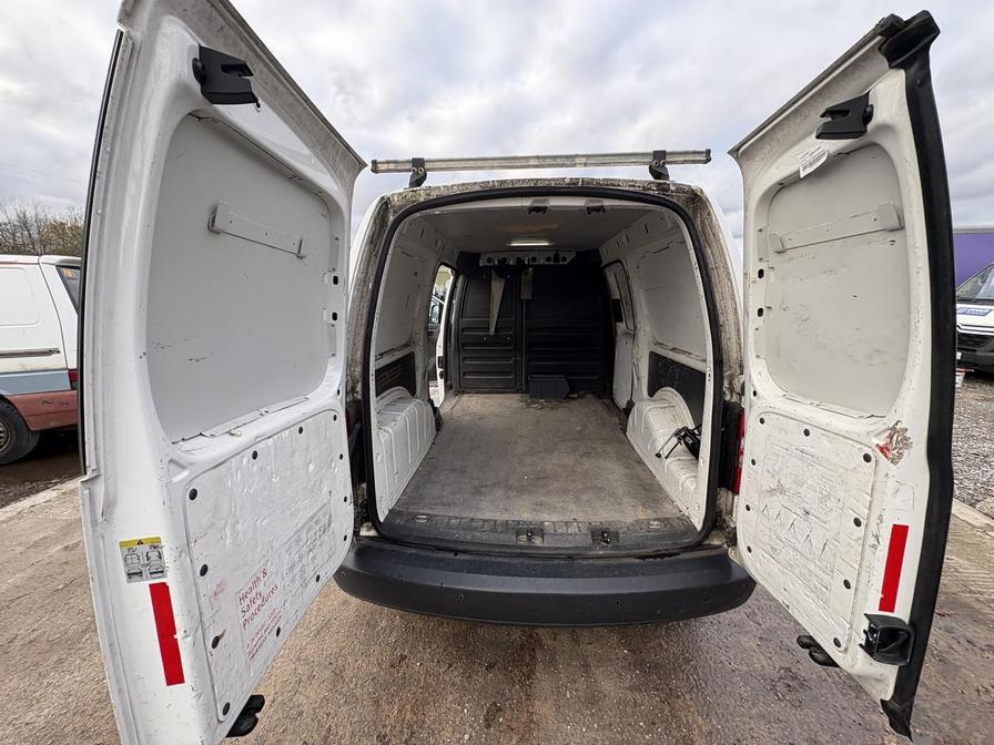 Used Volkswagen Caddy Maxi 2014 for sale - 76610088: Photo 9