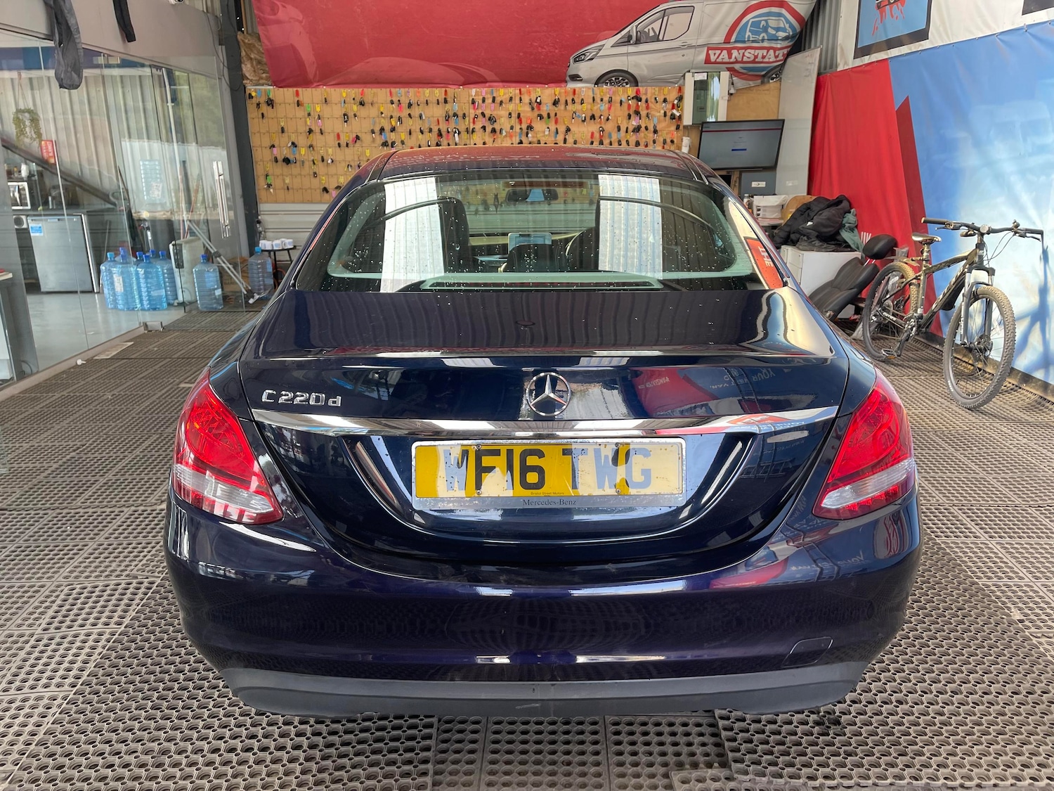 Vehicle 21
