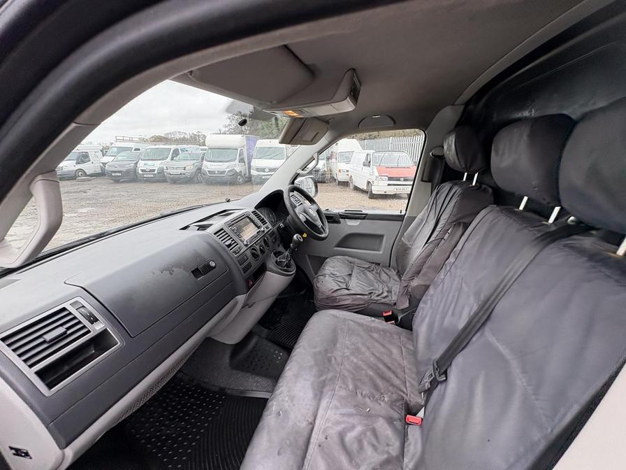 Used Volkswagen Transporter 2013 for sale - 76745804: Photo 17