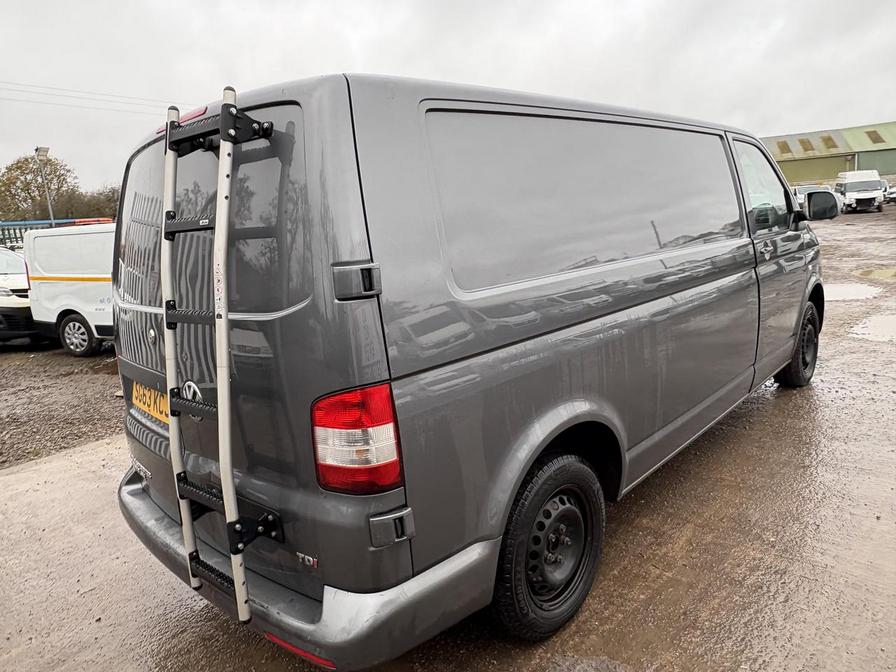 Used Volkswagen Transporter 2013 for sale - 76745804: Photo 4