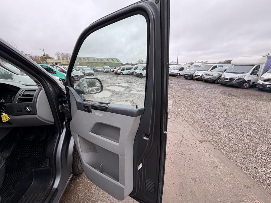 Used Volkswagen Transporter 2013 for sale - 76745804: Photo 7