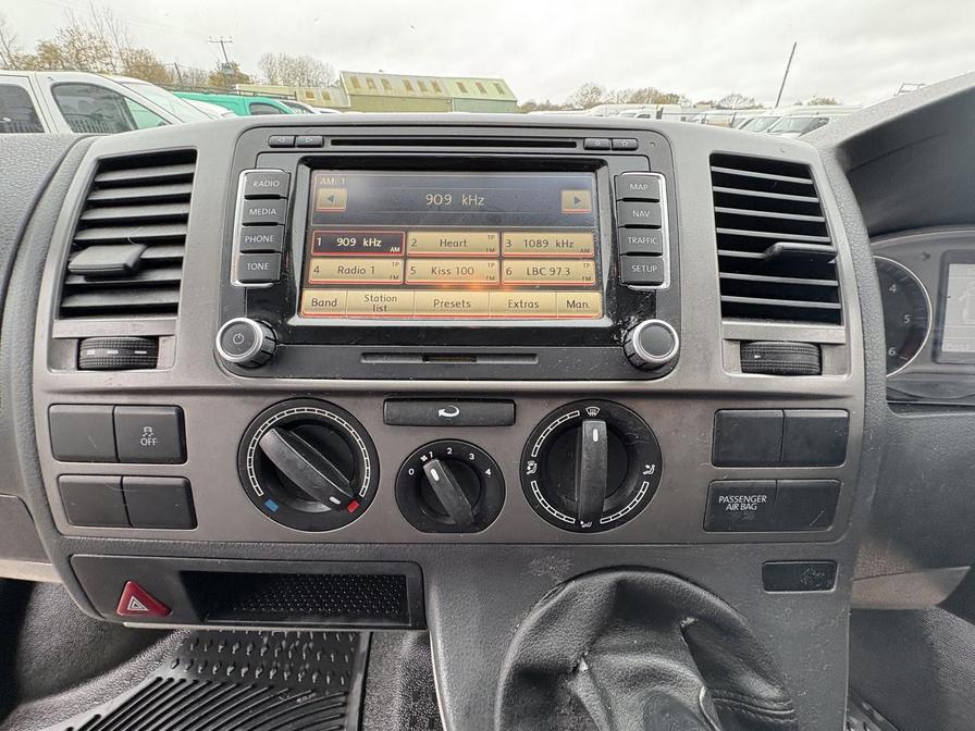 Used Volkswagen Transporter 2013 for sale - 76745804: Photo 8