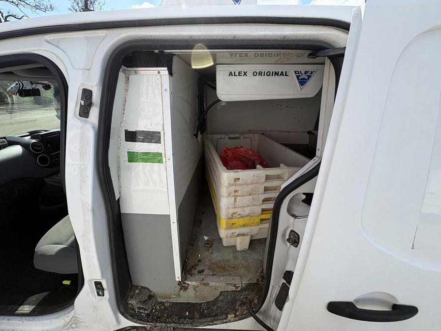 Used Peugeot Partner 2017 for sale - 78137240: Photo 11