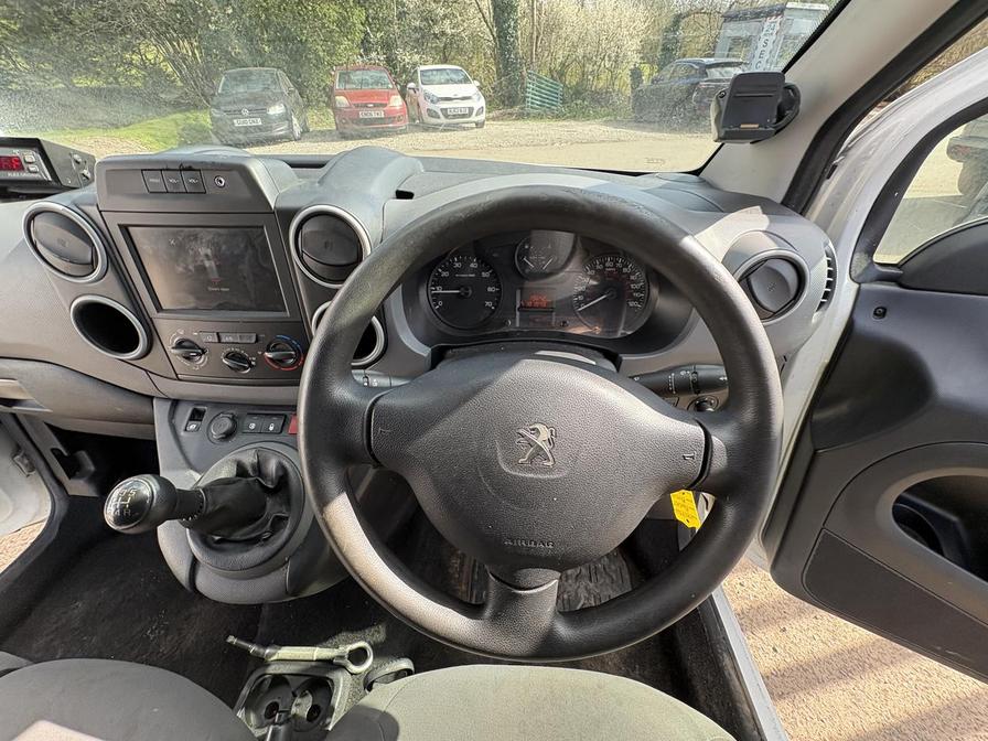 Used Peugeot Partner 2017 for sale - 78137240: Photo 16