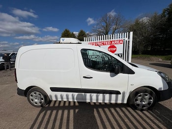 Used Peugeot Partner 2017 for sale - 78137240: Photo