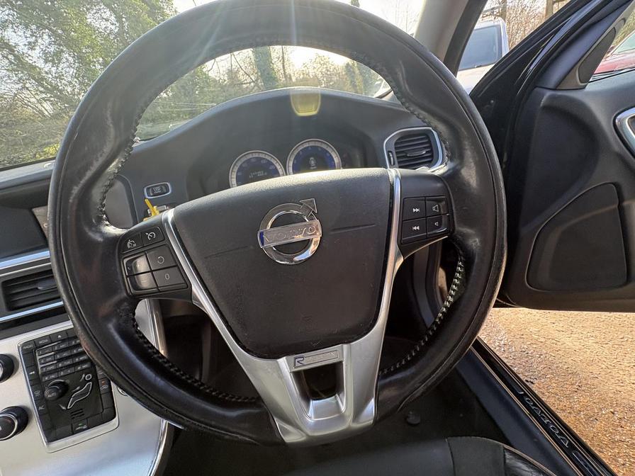 Used Volvo V60 2011 for sale - 77899116: Photo 14